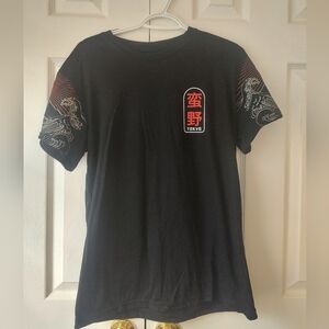 Men's Medium Graphic T-shirt